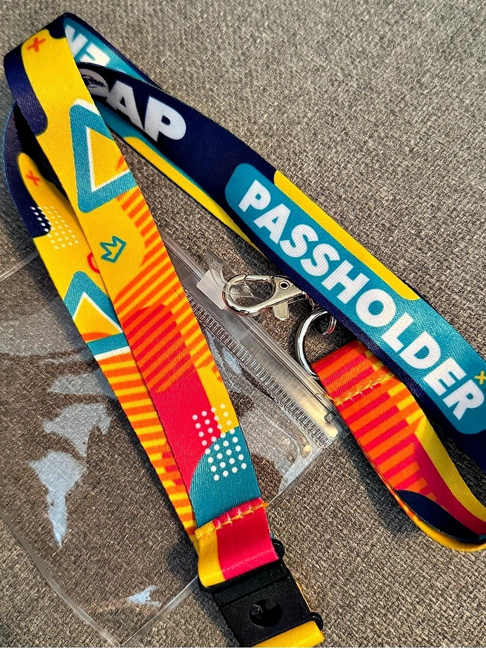 Universal Orlando Annual Passholder UOAP Lanyard